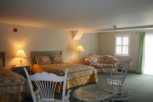 Visions Inn image 13